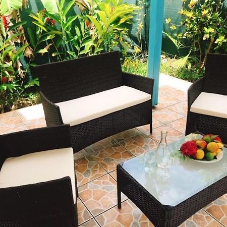 Bungalows Proche De La Plage Le Gosier  Bagian luar foto